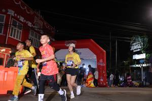 BIB: 3458
                            <button type="button" onclick="openModal(26259002)" class="btn btn-primary btn-sm float-right btn-popup" data-toggle="modal" data-target=".modal-high-quality">
                        <i class="fas fa-shopping-cart"></i> Add to Cart
                    </button>
                                            <button type="button" onclick="isThisMe(26259002, true)" class="btn btn-success btn-sm float-right btn-popup btn-isme hidden" data-toggle="tooltip" data-placement="bottom" title="นี่คือรูปของคุณใช่ไหม คลิกที่นี่เพื่อเอาเข้าอัลบั้ม">
                        <i class="fas fa-plus"></i> Add to album
                    </button>
                    <button type="button" onclick="isThisMe(26259002, false)" class="btn btn-warning btn-sm float-right btn-popup btn-isnotme hidden">
                        <i class="fas fa-ban"></i> Remove from album
                    </button>